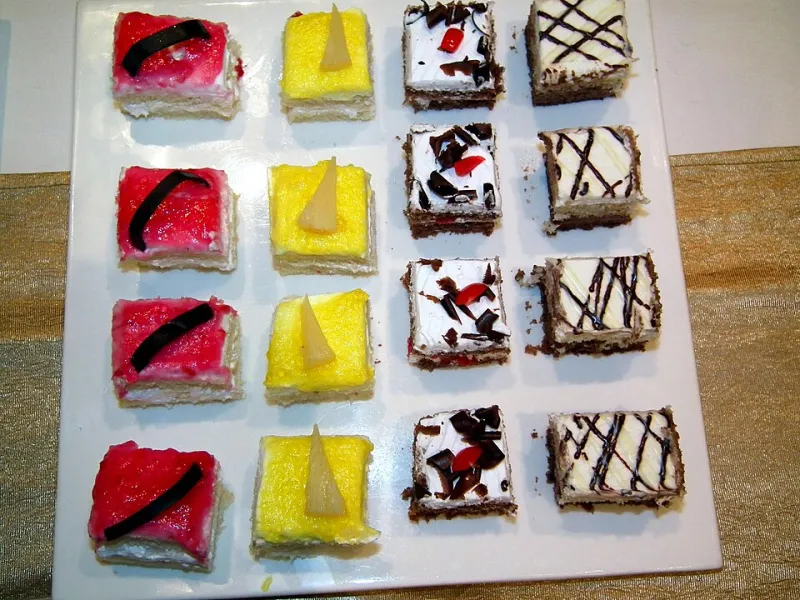 Molasses, Moisture, and Crystal Size: The Real Reasons Your Sugar Choice Rewrites the Recipe